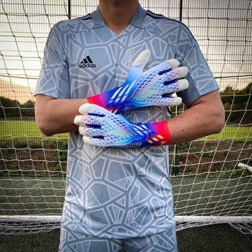 Вратарские перчатки Adidas Predator футбольные, 9 722 фото