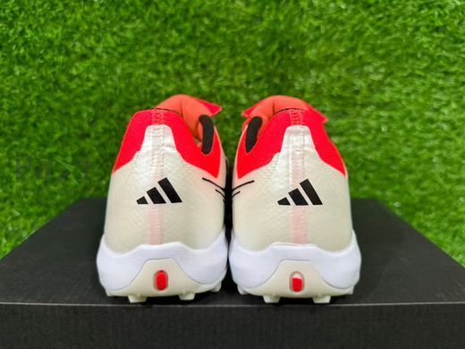 Сороконіжки для футболу Adidas Predator LEAGUE TF білі &mdash; Розмір 39 585 фото